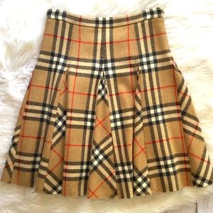 BURBERRY - Wool Pleated Skirt